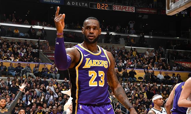 而詹姆斯恰 而詹姆斯恰